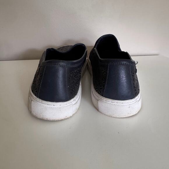 Tory Burch Lennon Navy Blue Perforated Leather Slip On Sneakers Size 10 - Picture 7 of 12